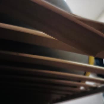 IKEA Hemnes Divan Ve Yatakta Ahşap Çıtaların Kırılması Dayanıklılık Endişesi