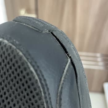 Nike Air Max Excee Ayakkabısının Sağ Burun Kısmında Erken Açılma Ve Garanti Reddi