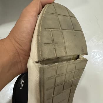 Calvin Klein Ayakkabısının Tabanda Yırtılma Ve Açılma Sorunu, Boyner’den İade Talebi