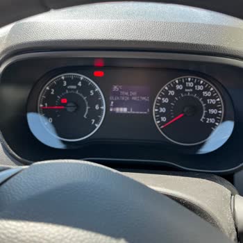 Dacia Duster 1.0 TCe'de Erken Elektrik Arızası Ve Tekrarlayan Sorunlar