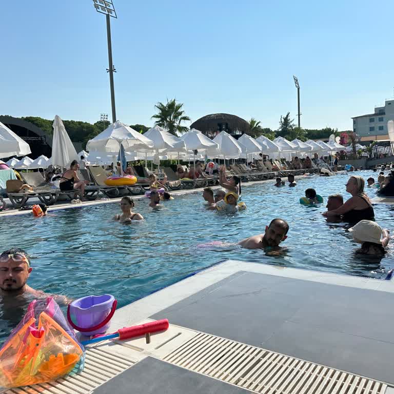 The X Belek Otelinde Kötü Hizmet Ve Hijyen Sorunları Nedeniyle Erken Çıkış