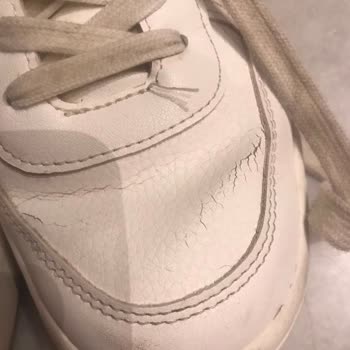 Zara'dan Aldığım Ayakkabının Koku Ve Yırtılma Sorunu Nedeniyle İade Talebi