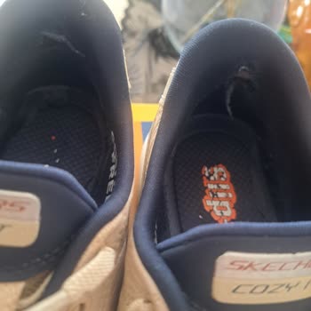 Skechers Ayakkabısının Kısa Sürede Yırtılması Ve Üretim Hatası İddiası