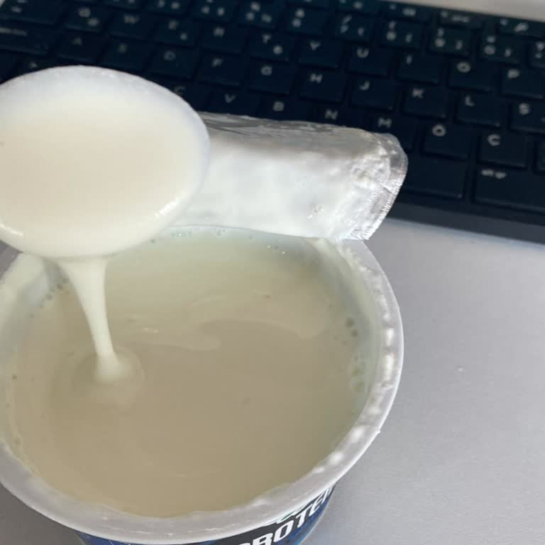 Sek Dark Quark Katı Olması Gereken Ürün Sıvılaşarak Bozuldu