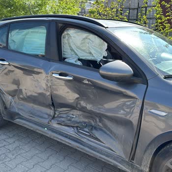 Perte Çıkmaması Nedeniyle Uzun Süre Araçsız Kalma, Tekrarlanan Teslimat Sorunları Ve Kırık Koltuk