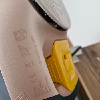 Philips Azur 8000 Ütüsü Bir Yılda Kırıldı, Onarım Ücreti Pahalı