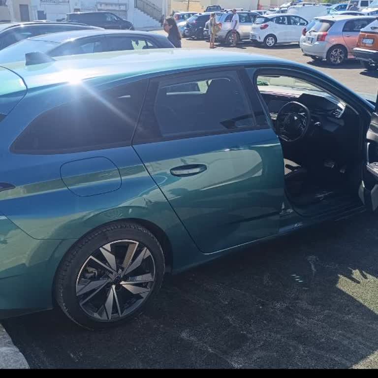 İstenilen SUV Yerine Station Wagon Verilmesi Ve Yanlış Direksiyon Tarafı