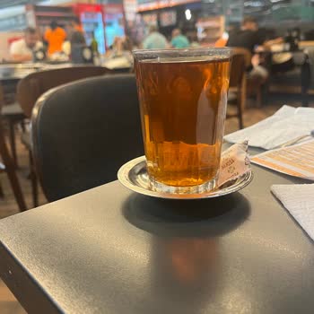 Migros Köfteci Yusuf Şubesinde Uzun Servis Süreleri Ve Personel Eksikliği