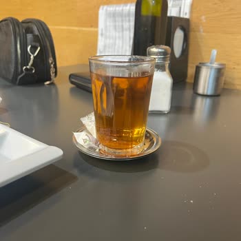 Migros Köfteci Yusuf Şubesinde Uzun Servis Süreleri Ve Personel Eksikliği