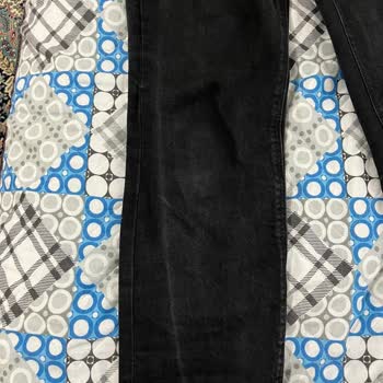 Aynı Model Pantolonlarda Yıkama Sonrası Deforme Çizgiler Ve Beyazlama Üretim Hatası