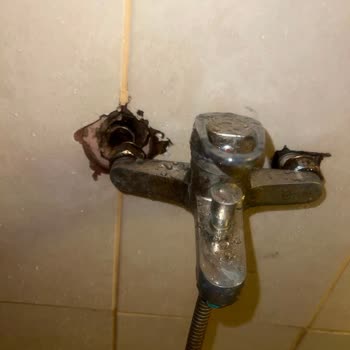 Hotel Bleu Nuit Giriş Anından İtibaren Ciddi Sorunlar Yaşadık