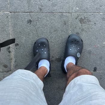 Crocs Terliğinde Yanlış Numara Ve Etiket Karışıklığı