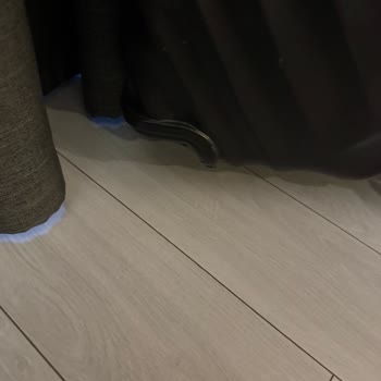 Üç Kullanımdan Sonra Çatlayan Valiz İçin İade Talebi