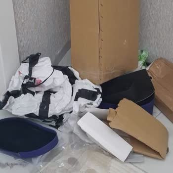 Hepsiburada Dyson Siparişi Boş Koli Ve Çözümsüz Müşteri Desteği