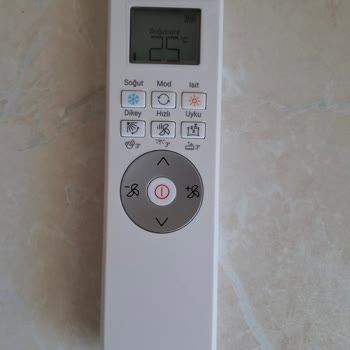 Dijital Gösterge Ve Kumanda Işığı Olmadan Klimalar Kullanım Zorluğu
