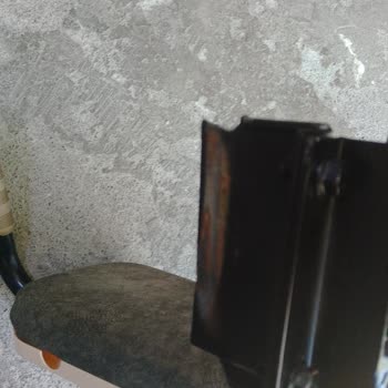 Yeni Motosiklette Arka Koltuk Dayama Parçası Koptu, Garanti Değişim Talebi