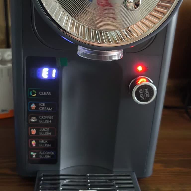 Robo Dondurma Makinesinde Soğutma Hatası Ve 17 Gün Cevapsız Değişim Talebi
