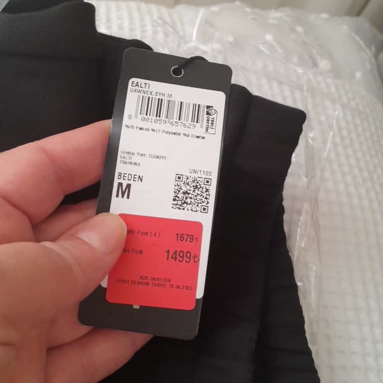 Yanlış Ürün Gönderimi, Stok Bahanesi Ve Eksik Hediye Çeki