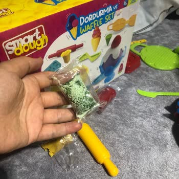 Bozuk Dondurma Ve Waffle Seti İçin Değişim Talebi Ve Geri Dönüş Beklentisi