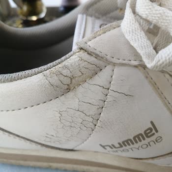 Hummel Spor Ayakkabısında Deri Çatlakları Ve Kalite Sorunu, İade Talebi