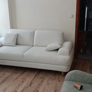 Vivense'den 87.320 TL'lik Koltuk Takımında Kırık Bacak Ve Kirli Durum