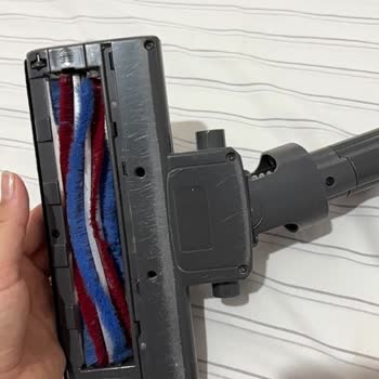Homend Dustrider Şarjlı Dikey Süpürge Kısa Sürede Parça Kırılmalarıyla Kullanılamaz Hale Geldi