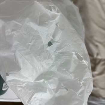 Hasarlı Paket, Eksik Şarj Kablosu Ve Müşteri Hizmetine Ulaşılamama Nedeniyle Geri Ödeme Talebi