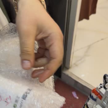 Patlamış Oda Kokusu Ve Cevapsız Satıcı Desteği
