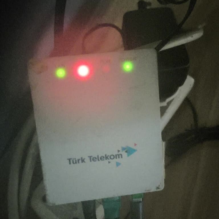 Sancaktepe'de Sürekli İnternet Kesintisi Ve Belirsiz Bilgilendirme Şikayeti
