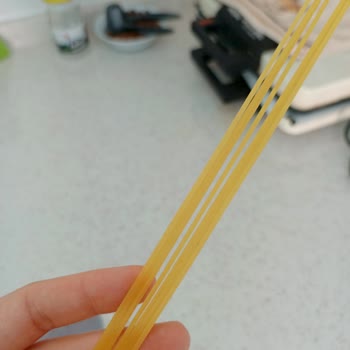Nuh’un Ankara Spagetti Paketinde Siyah Kum Benzeri Partiküller Ve Hijyen Endişesi
