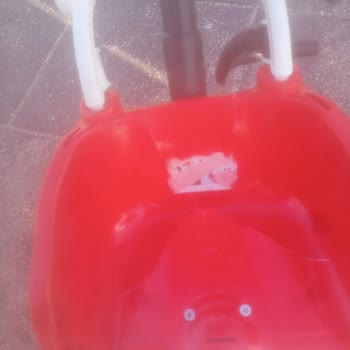 Pilsan Pony 3 Tekerlekli Bisikletindeki Çatlak Koltuk Ve Sabit Olmayan İtme Kolu Sorunu