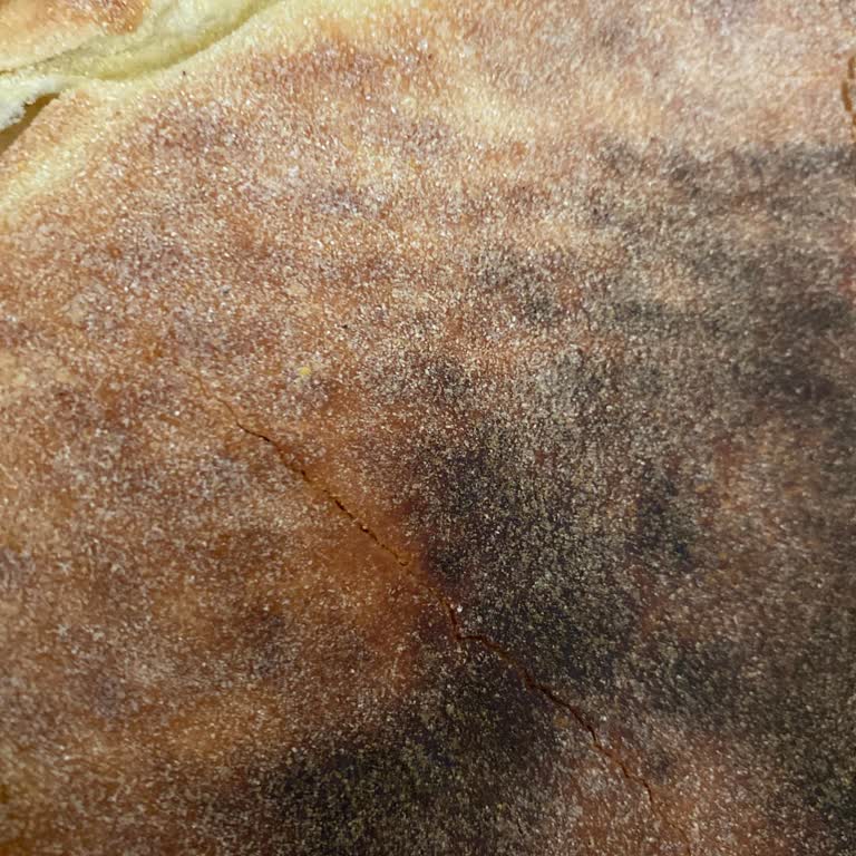 Kurumuş Pizza Yenilemez, İade Talebi Ve Çözüm Yok