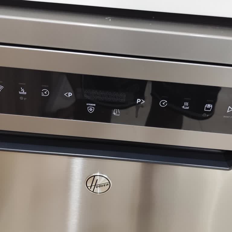 Yeni Bulaşık Makinesinde Demo Modu Kapanmıyor, 1200 TL Servis Ücreti İadesi Talebi