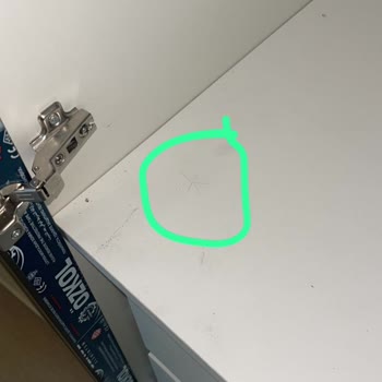 Baza Gecikmesi Ve Gelen Mobilyaların Kırık, Çizik Ve Hatalı Montajı