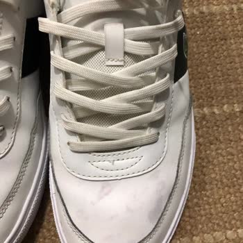 Lacoste Ayakkabısında Tekrarlayan Renk Değişimi Ve Lekelenme Sorunu