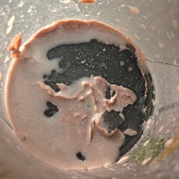 Bigjoy Çikolatalı Whey Protein İçinde Yapışkan Yabancı Maddeler Ve Ürün Değişimi Talebi