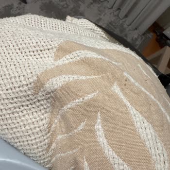Pike Setinde Tüylenme Sorunu Ve Mağaza İletişimsizliği