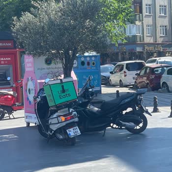 Kurye Saygısız Davranışı Ve Kapıya Teslim Etmemesi