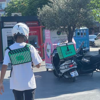 Kurye Saygısız Davranışı Ve Kapıya Teslim Etmemesi