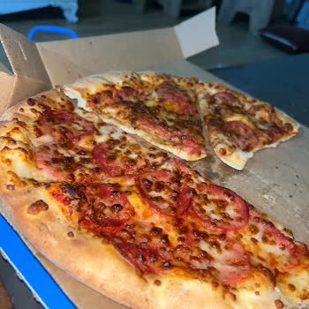 Sarımsak Kenarlı Pizza Talebim Yanlış Hazırlandı
