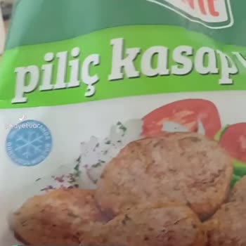 Banvit Bir Kiloluk Piliç Kasap Köftenin İçinde Metale Benzer Bir Ürün