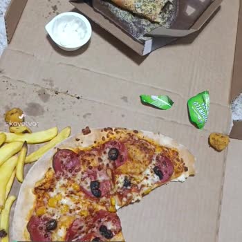 Domino's Pizza Kötü Pizza!