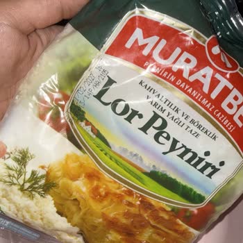 Lor Peynirindeki Turuncu Parçalar Hijyen Ve Güvenlik Endişesi
