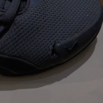 Puma Ayakkabısının File Yırtılması Ve Garanti Reddi