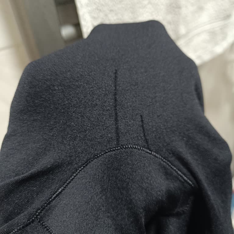 Kalın Görünümlü Taytın Hızlı Kaçması Ve Fotoğraf Yükleme Sorunu