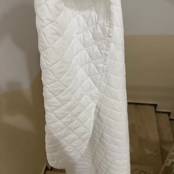 BİM Casilda Home Tek Kişilik Alez Sızdırıyor Yatağım Zarar Gördü