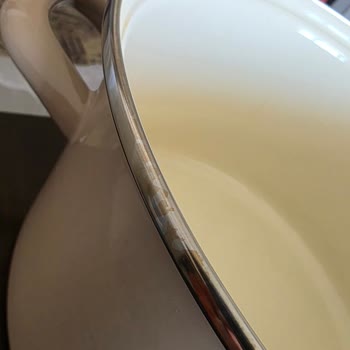 Emaye Tencerenin Hızlı Bozulması Ve Ürün Değişimi Talebi