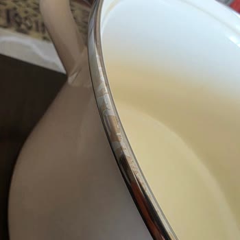 Emaye Tencerenin Hızlı Bozulması Ve Ürün Değişimi Talebi