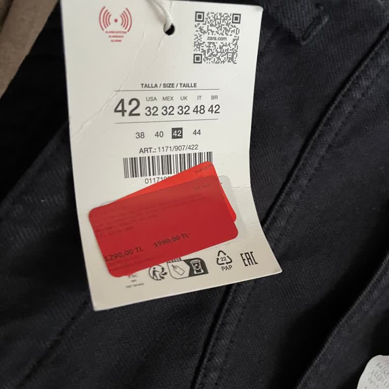 Zara Mağazasında Etiket Fiyatı Ve Kasadaki 400 TL Fazla Ücret