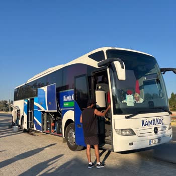 Gece Yarısı Otobüs Arızasıyla Yol Ortasında Güvenlik Riski Ve Saatlerce Bekletilmek